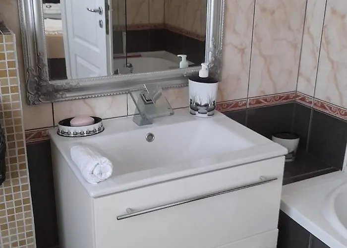 Chill And Relax Apartment Kehidakustány